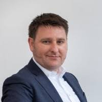 100+ "Dr Wall" profiles