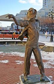 Its removal comes as sexual abuse allegations against the singer are detailed in a new documentary film. Von Marx Bis Michael Jackson Wem Russland Ein Denkmal Setzte Russia Beyond De