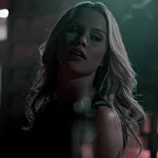 Rebecca Mickelson's Instagram, Twitter & Facebook