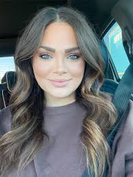 Hi there my name is Courtney! Im in the East Valley. Single, riding  buddies, friends. I'm a mama of 2 boys. I enjoy going out in my best  friends RZR and going