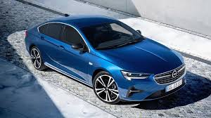 El nuevo opel insignia 2021 ya está disponible en la red de concesionarios con unos precios que arrancan en los 33.500 euros sin aplicar los descuentos y promociones vigentes, una cifra muy competitiva. Opel Insignia 2021 Neuer 170 Ps Turbobenziner Neue Allradversion