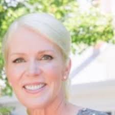 Liz Taft's Instagram, Twitter & Facebook