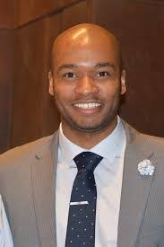 Sandra Hilbert's Instagram, Twitter & Facebook