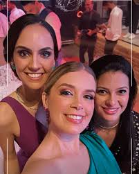 𝑩𝒊𝒃𝒊 𝑺𝒂𝒏𝒄𝒉𝒆𝒛