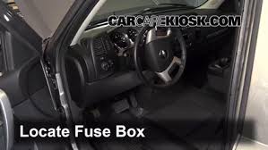 The underhood fuse block is located in the engine compartment, on the driver side of the vehicle. Fuse Box 2007 Chevy 1500 Wiring Diagram