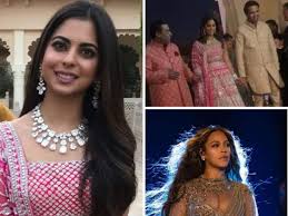 Isha ambani wedding in udaipur: Isha Anand Wedding Beyonce Meets Bollywood As Asia S Richest Man Mukesh Ambani S Daughter Weds The Economic Times