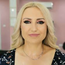 Instagram video by Sandra Stevanovic profesionalni šminker • Mar 24, 2024  at 6:28 AM