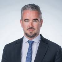 Daniel Revell's Instagram, Twitter & Facebook