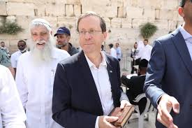 הרב הרצוג 33, פתח תקווה. Jvemke37kx Cjm