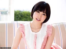 篠田ゆう フェラ JAV - 伝説のAV 女優の口技