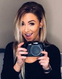 Justine Annoreno's Instagram, Twitter & Facebook