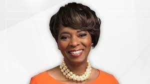 Twanna Henderson's Instagram, Twitter & Facebook