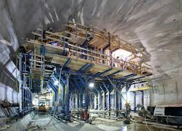 The gotthard base tunnel provides a quicker, more reliable link between north and south for both operation of the gotthard base tunnel: Komplexer Tunnelquerschnitt Vollhydraulisch Geschalt Tunnel