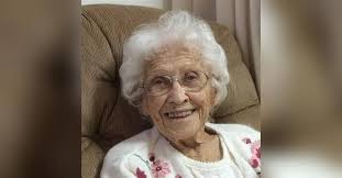 Helen Tomlin Obituary