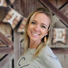 Rhonda Schafer's Instagram, Twitter & Facebook