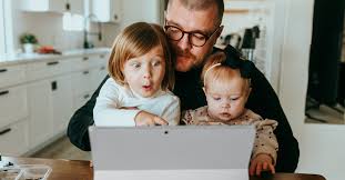 How to Manage Children's Screen Time (10 Tips) - Little Bear's Nursery