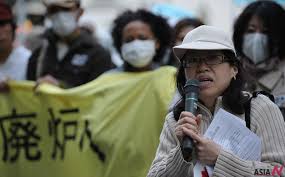 Mom's power against nuclear power