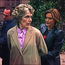 Let's Watch Mary Beth Peil In Law & Order: Special Victims Unit!