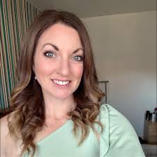 Can anyone recommend a good dog walker?