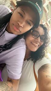 deleting or altering a wedding photo after infidelity