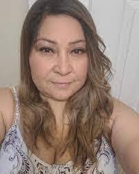 Debra Leos's Instagram, Twitter & Facebook