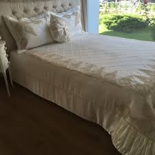 Damla Yatak Ortusu Ekru Gold Yatak Ortusu Yatak Ev Dekoru