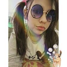 Lorena Michel's Instagram, Twitter & Facebook