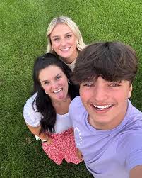 Iris Parrish (@irisparrish1) • Instagram photos and videos