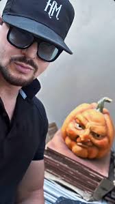 To that beautiful woman who loves me so much ....I love you much more than  you think darling send me a Hi when you see this honey ❤🌹 I love you so