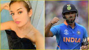 Rishabh pant recently shared a post with his rumoured girlfriend isha negi on his instagram the latest addition to the list is indian wicketkeeper rishabh pant, who recently shared a post with his. Ind Vs Wi Rishabh Pant S Girlfriend Isha Negi Calls Him The King After His 71 Run Knock In Chennai For India