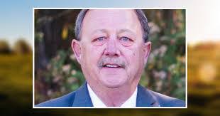 Mike Beezley's Instagram, Twitter & Facebook