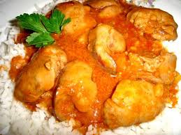 Intre timp se curăţă ceapa, apoi se taie solzişori, la fel se pregăteşte şi ardeiul curăţat de seminţe. Mancare De FicÄƒÅ£ei Cu CeapÄƒ Retete Culinare By Teo S Kitchen