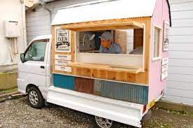 どこに住み どんな暮らしをつくるのか 本当に必要なものは何か 暮らしのものさし は 株式会社sumikaと共同で 自分らしい住まいや好きな暮らし方を見つけるた 移動式カフェ モバイルカフェ トラックでキャンプ