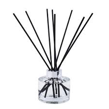 > m.d bougies & senteurs>senteurs>diffuseurs & recharges de parfum>diffuseur batonnet 100ml linge frais. Diffuseur De Parfum A Batonnets Differents Modeles Diffuseur Parfum Parfums D Interieur Parfum