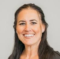 Rachael Endsley's Instagram, Twitter & Facebook