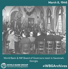 The history of banking began with the first prototype banks which were the merchants of the world, who gave grain loans to farmers and traders who carried goods between cities. íŠ¸ìœ„í„°ì˜ World Bank ë‹˜ Onthisday 3 8 1946 Inaugural Meeting Of The Boards Of Governors Of World Bank Imf Opens In Savannah Georgia To Learn More About The History Of The World Bank