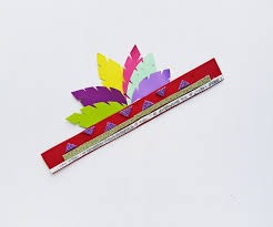 Here are some printable feather cut outs you can use to make a fun paper indian headband. Super Cute Diy Native American Headband Craft For Kids