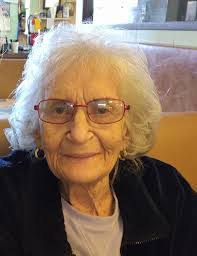 Teri Metcalf's Instagram, Twitter & Facebook