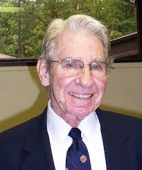 Laura Maloof's Instagram, Twitter & Facebook