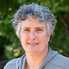 Rachel Kenyon's Instagram, Twitter & Facebook