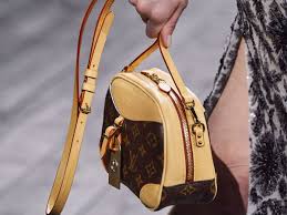 This is an authentic louis vuitton monogram sac shopping tote. New Monogram Bags Steal The Show At Louis Vuitton S Fall 2020 Runway Show Purseblog