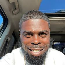 IM GOING TO BE THE BIGGEST… I AM WHAT THEY DONT SEE