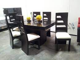 Los muebles de comedor son elementos casi que imprescindibles en el hogar, pues nos permiten contar con un lugar específico para disfrutar de los exquisitos platos que se preparan, así como también se convierte en el mejor centro de reuniones para compartir con la familia. Comedores Modernos De Vanguardia Decoracion De Interiores