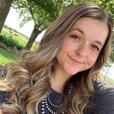 Danielle Heintz's Instagram, Twitter & Facebook