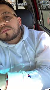 Primer Domingo de horario de verano! Aún siento que me falta por dormir más  🤣