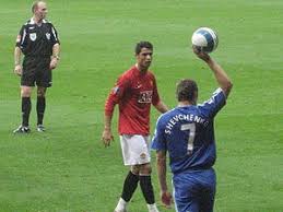 Découvrez combien de buts il a marqué et le salaire incroyable qu'il touche. Cristiano Ronaldo Wikipedia