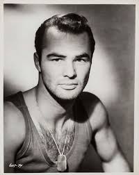 20 Pictures of Young Burt Reynolds
