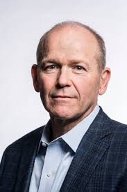 Boeing: Dave Calhoun spart trotz Krise, dem Flugzeugbauer droht die  Zerschlagung