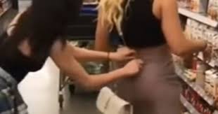 Υπενθυμίζεται ότι η μετάβαση σε σούπερ μάρκετ γίνεται με αποστολή sms στο 13033, σε κοντινή απόσταση από την οικεία του πολίτη (μέχρι δύο χιλιόμετρα σε γειτονικό δήμο), καθώς για τις. Phge Kai Ths Katebase Th Foysta Mesa Sto Soyper Market Ayto Poy Eidan Oi Pelates 8a To 8ymoyntai Gia Panta Binteo Kuskusaki Eu