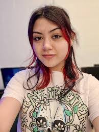 Alaina Griffith's Instagram, Twitter & Facebook